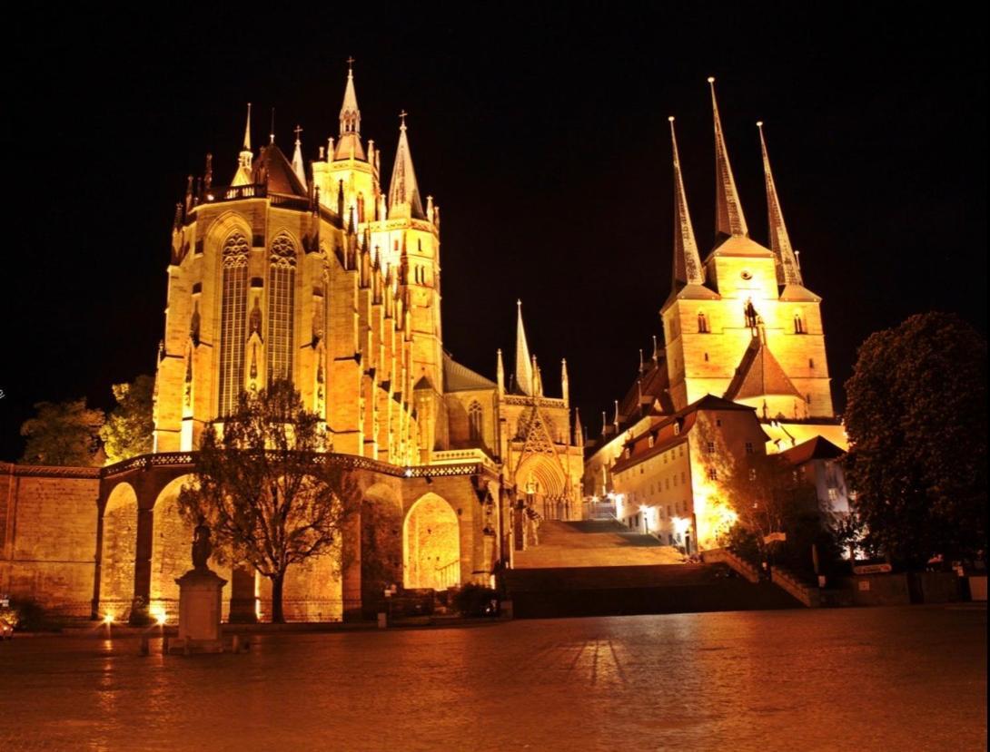 Markthof Am Dom Erfurt Bagian luar foto